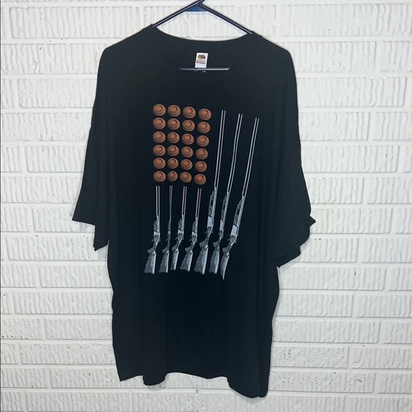 Fruit of the Loom Black T-Shirt with Rifle and Bullet Design - Picture 1 of 3